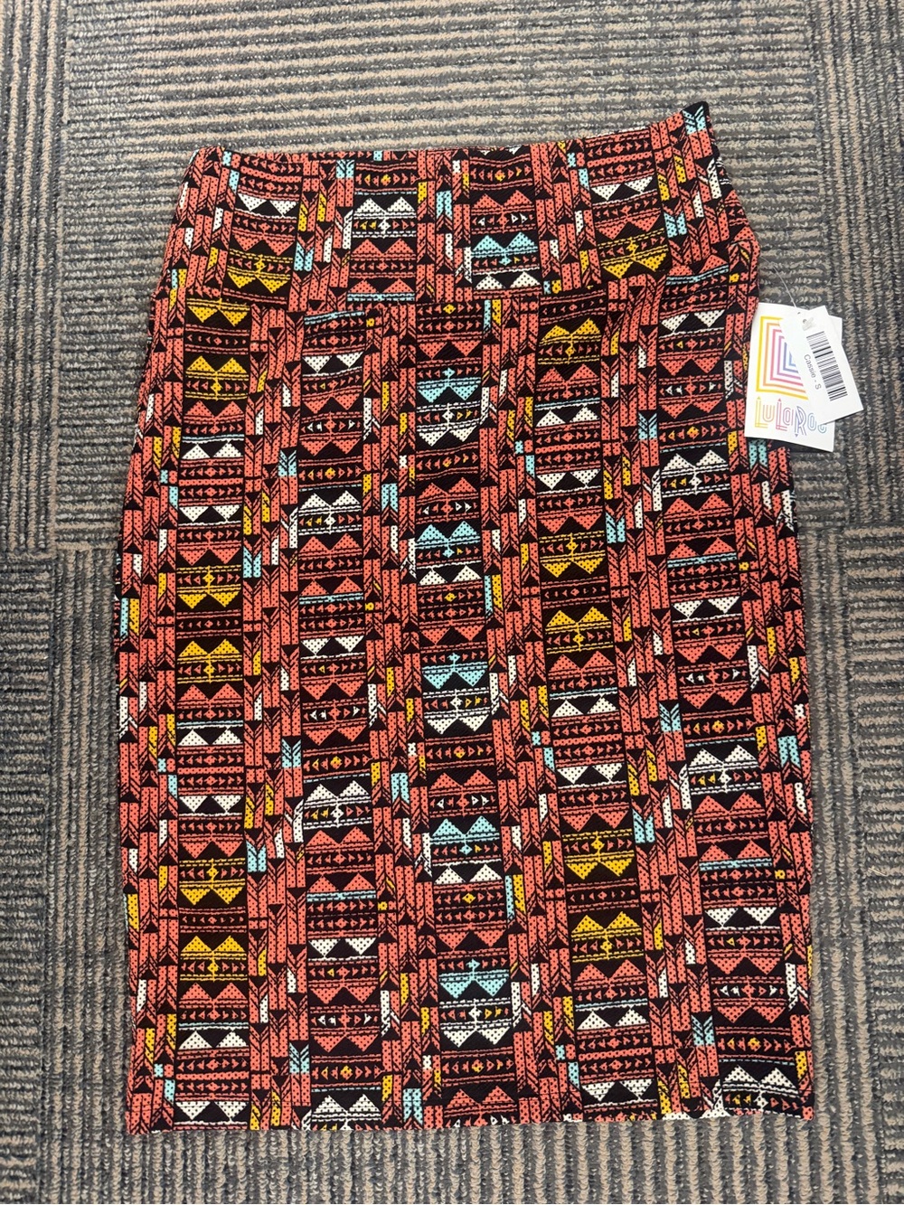 NWT LuLaRoe Cassie Coral Aztec Pencil Skirt with Black Sz Small